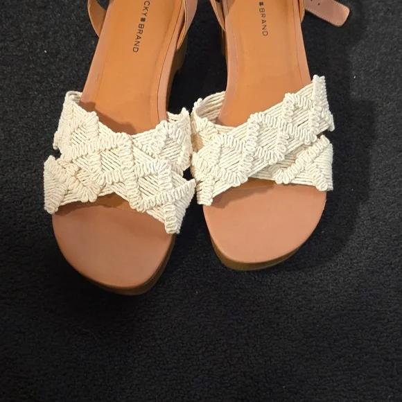 Lucky Brand sandals - Picture 3 of 8